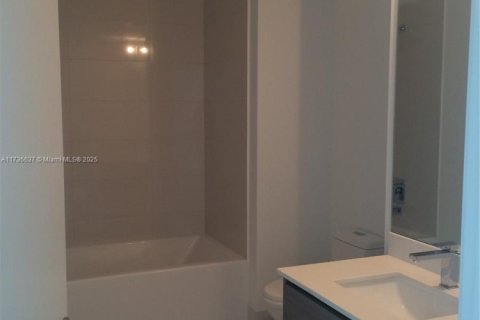 Condominio en venta en Miami, Florida, 2 dormitorios, 102.84 m2 № 1764709 - foto 10