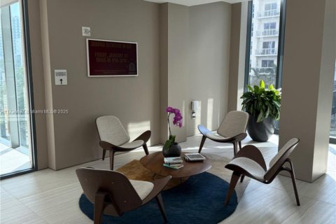 Condominio en venta en Miami, Florida, 2 dormitorios, 102.84 m2 № 1764709 - foto 19