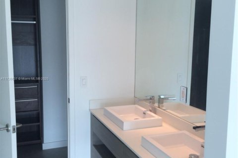 Condominio en venta en Miami, Florida, 2 dormitorios, 102.84 m2 № 1764709 - foto 6