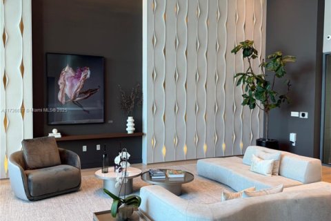 Condominio en venta en Miami, Florida, 2 dormitorios, 102.84 m2 № 1764709 - foto 18