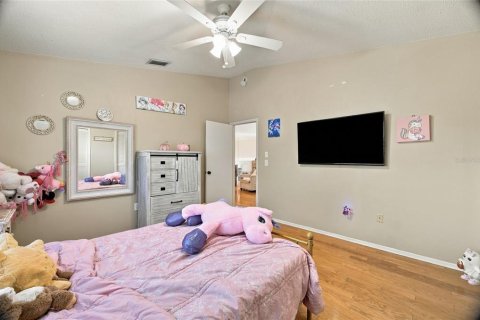 House in Lutz, Florida 5 bedrooms, 349.31 sq.m. № 2426967 - photo 23