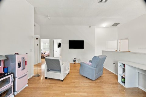 House in Lutz, Florida 5 bedrooms, 349.31 sq.m. № 2426967 - photo 18
