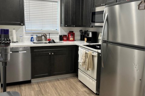 Copropriété à louer à Pompano Beach, Floride: 2 chambres, 84.08 m2 № 1996550 - photo 7