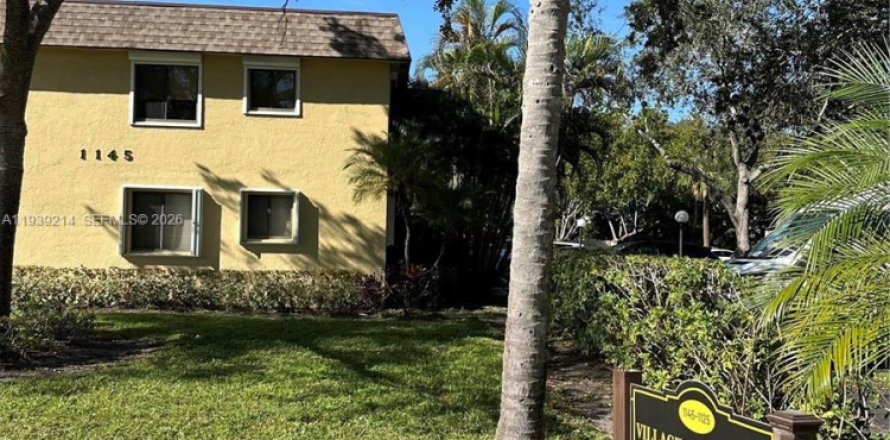 Condo à Pompano Beach, Floride, 2 chambres  № 1996550