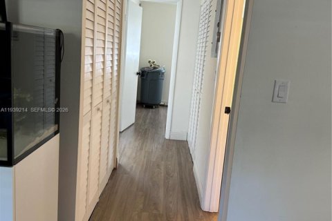 Copropriété à louer à Pompano Beach, Floride: 2 chambres, 84.08 m2 № 1996550 - photo 9