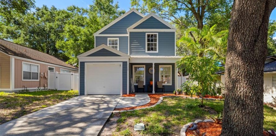 Villa ou maison à Temple Terrace, Floride 3 chambres, 180.79 m2 № 2277946
