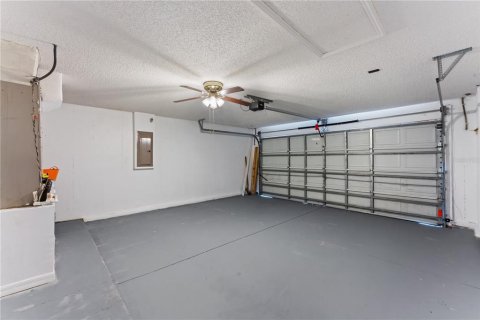 Villa ou maison à vendre à Kissimmee, Floride: 4 chambres, 165.83 m2 № 1774927 - photo 28