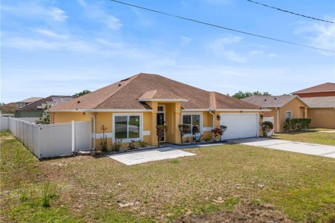 Villa ou maison à vendre à Kissimmee, Floride: 4 chambres, 165.83 m2 № 1774927 - photo 30