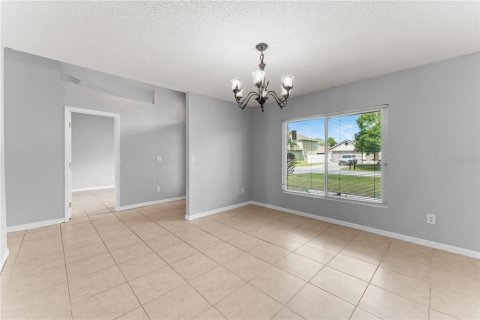 Villa ou maison à vendre à Kissimmee, Floride: 4 chambres, 165.83 m2 № 1774927 - photo 25