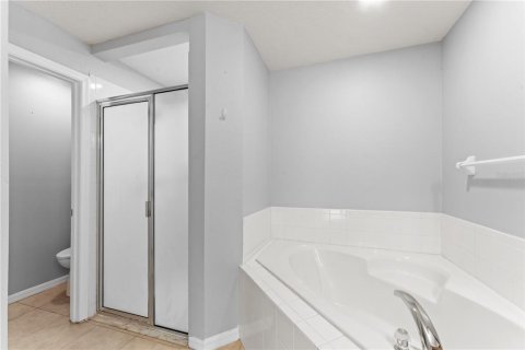 Villa ou maison à vendre à Kissimmee, Floride: 4 chambres, 165.83 m2 № 1774927 - photo 16