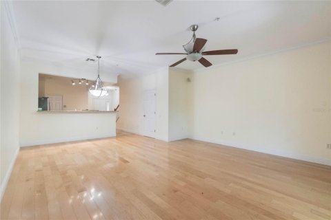 Townhouse in Orlando, Florida 2 bedrooms, 144.65 sq.m. № 1567729 - photo 12