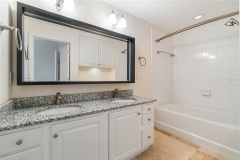 Townhouse in Orlando, Florida 2 bedrooms, 144.65 sq.m. № 1567729 - photo 23