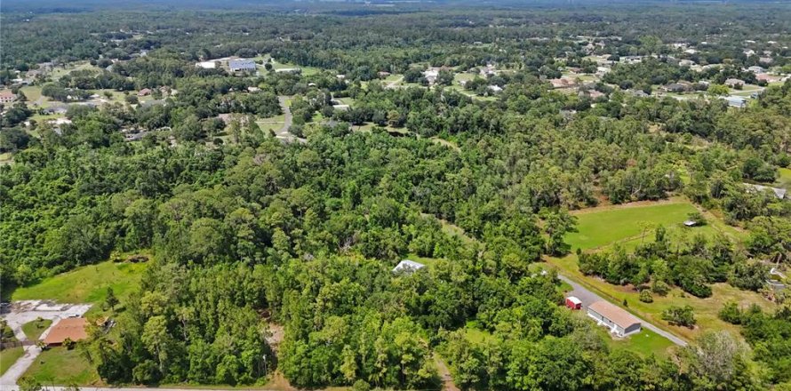 Land in Christmas, Florida № 1740620
