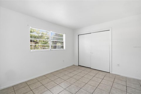 Appartement à louer à Bradenton, Floride: 1 chambre, 98.1 m2 № 2283280 - photo 13