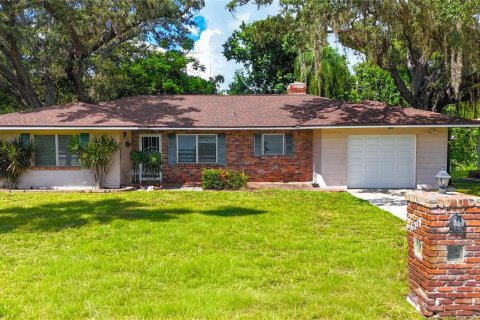 Casa en Saint Petersburg, Florida 3 dormitorios, 155.33 m2 № 2378200