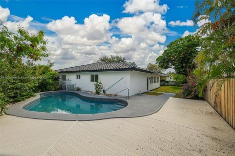 Casa en venta en Fort Lauderdale, Florida, 2 dormitorios, 173.73 m2 № 1893459 - foto 2