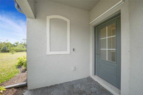 Villa ou maison à vendre à Port Charlotte, Floride: 2 chambres, 144.37 m2 № 1592340 - photo 2