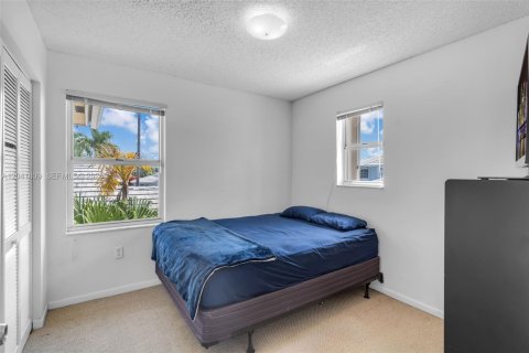 Casa en venta en Miami, Florida, 3 dormitorios, 152.27 m2 № 2241029 - foto 20