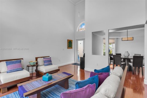 Casa en venta en Miami, Florida, 3 dormitorios, 152.27 m2 № 2241029 - foto 7