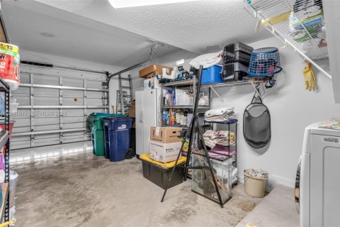 Casa en venta en Miami, Florida, 3 dormitorios, 152.27 m2 № 2241029 - foto 29