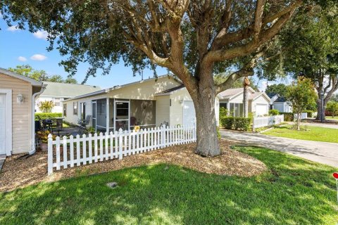 Casa en venta en The Villages, Florida, 2 dormitorios, 108.05 m2 № 1800364 - foto 3
