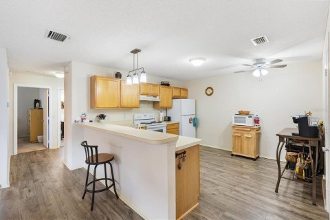 Casa en venta en The Villages, Florida, 2 dormitorios, 108.05 m2 № 1800364 - foto 14