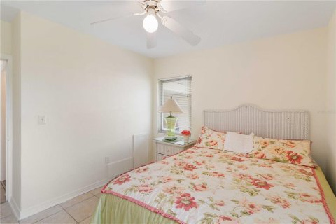 House in Bradenton, Florida 3 bedrooms, 78.41 sq.m. № 1880643 - photo 17