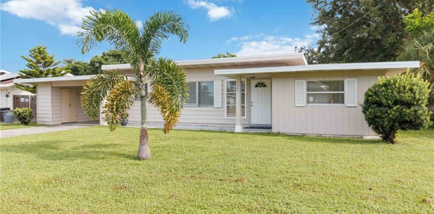 House in Bradenton, Florida 3 bedrooms, 78.41 sq.m. № 1880643