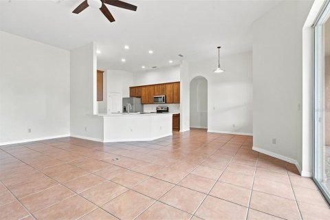 House in Orlando, Florida 4 bedrooms, 258.08 sq.m. № 2267182 - photo 18