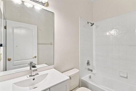House in Orlando, Florida 4 bedrooms, 258.08 sq.m. № 2267182 - photo 22