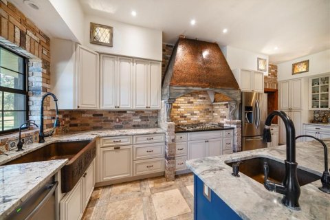 Купить виллу или дом в Одесса, Флорида 4 комнаты, 562.15м2, № 1540641 - фото 14