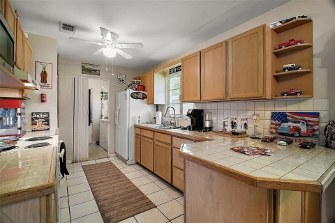 Propiedad comercial en venta en Mount Dora, Florida, 2 dormitorios, 132.48 m2 № 1876698 - foto 13