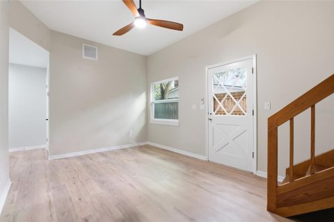 House in Clearwater, Florida 4 bedrooms, 228.08 sq.m. № 2221344 - photo 19