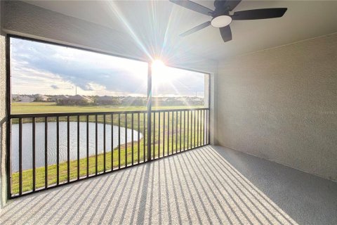 Copropriété à louer à Lakewood Ranch, Floride: 2 chambres, 126.9 m2 № 2107562 - photo 21