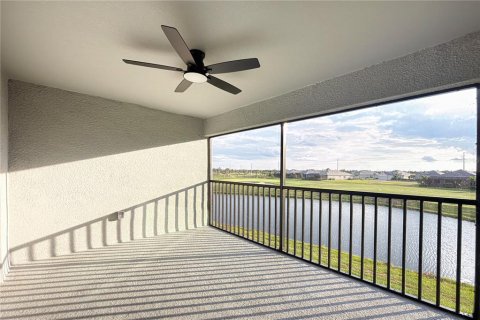 Copropriété à louer à Lakewood Ranch, Floride: 2 chambres, 126.9 m2 № 2107562 - photo 23