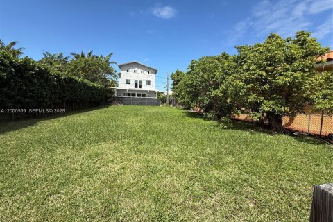 Terrain à vendre à Surfside, Floride № 2064755 - photo 3