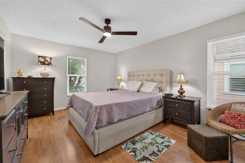 Touwnhouse à vendre à Tampa, Floride: 2 chambres, 119.29 m2 № 2201812 - photo 20