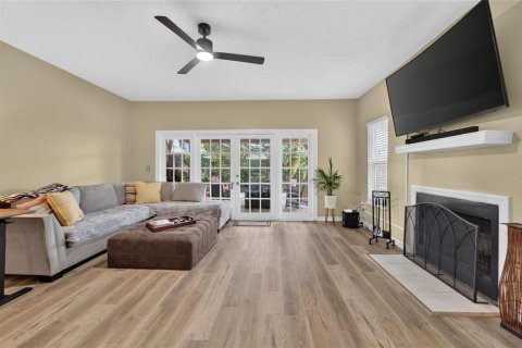 Touwnhouse à vendre à Tampa, Floride: 2 chambres, 119.29 m2 № 2201812 - photo 13