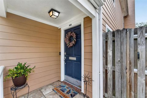 Touwnhouse à vendre à Tampa, Floride: 2 chambres, 119.29 m2 № 2201812 - photo 4