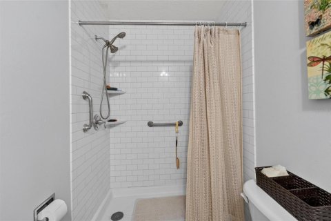Touwnhouse à vendre à Tampa, Floride: 2 chambres, 119.29 m2 № 2201812 - photo 24