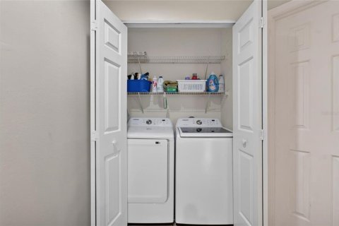 Touwnhouse à vendre à Tampa, Floride: 2 chambres, 119.29 m2 № 2201812 - photo 18