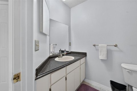 Touwnhouse à vendre à Tampa, Floride: 2 chambres, 119.29 m2 № 2201812 - photo 30
