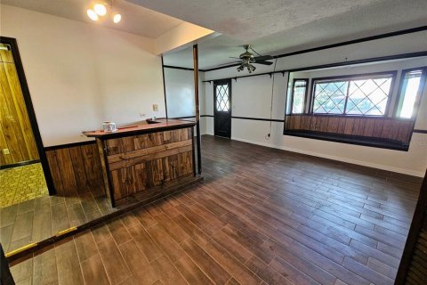 Villa ou maison à vendre à Orlando, Floride: 4 chambres, 294.87 m2 № 2334211 - photo 16