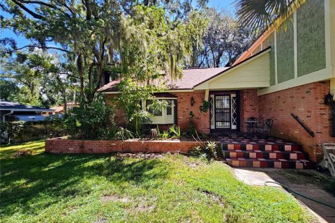 Villa ou maison à vendre à Orlando, Floride: 4 chambres, 294.87 m2 № 2334211 - photo 3