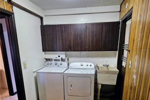 Villa ou maison à vendre à Orlando, Floride: 4 chambres, 294.87 m2 № 2334211 - photo 22