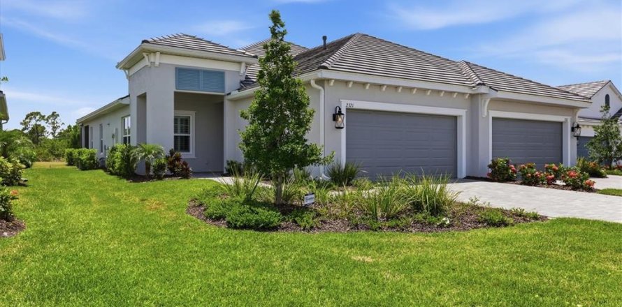 Villa ou maison à Sarasota, Floride 2 chambres, 141.86 m2 № 2148087
