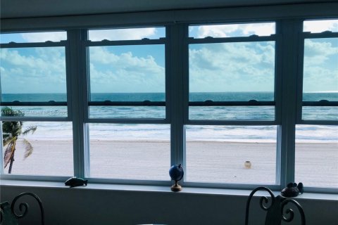 Copropriété à louer à Hollywood, Floride: 1 chambre, 64.1 m2 № 1971590 - photo 10