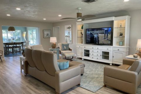 Купить виллу или дом в Брейдентон, Флорида 3 комнаты, 140м2, № 1831563 - фото 9