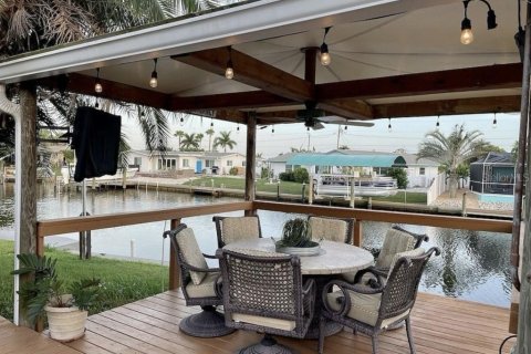 Купить виллу или дом в Брейдентон, Флорида 3 комнаты, 140м2, № 1831563 - фото 5