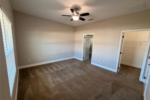 Villa ou maison à vendre à Poinciana, Floride: 4 chambres, 144.28 m2 № 2329768 - photo 8